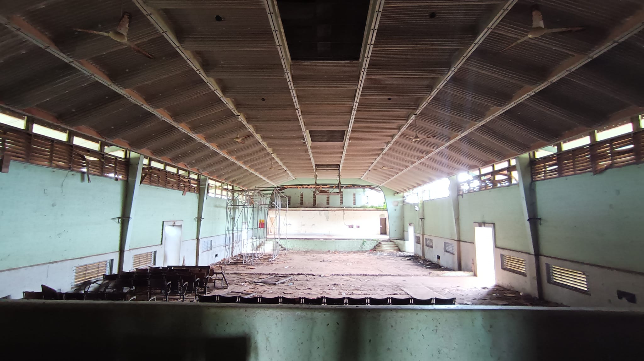 Beatrix Theater Suriname