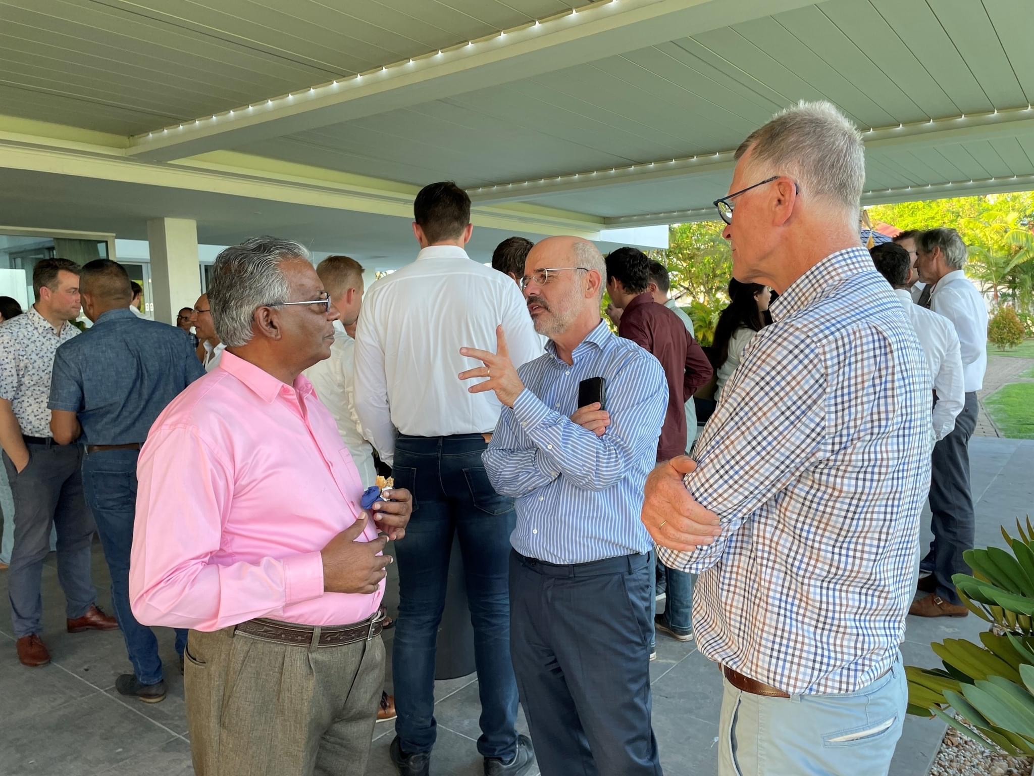 Afgelopen maandag vond er een netwerkeventu plaats voor Nederlandse en Surinaamse ondernemers uit de houtsector.