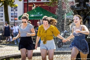 © credits onbekend Enorm temperatuurverschil: morgen bijna 40 graden in Limburg, minder dan 17 graden op de Wadden