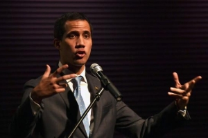 Venezolaanse oppositieleider Guaidó wil noodtoestand Venezuela