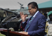 De Surinaamse president Chan Santokhi bezoekt het Nationaal Leger in de Memre Buku Kazerne. De president is tevens opperbevelhebber der strijdkrachten.ANP