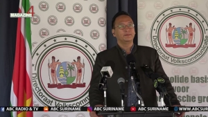 Embedded thumbnail for Regering wil brug over Corantijnrivier nog bouwen