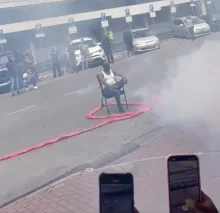 Column: De clown met de stekker in de hand