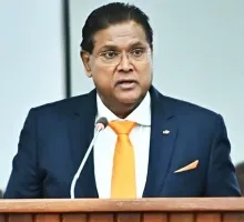 Santokhi wordt Assembleelid na presidentschap