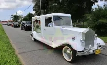 Astrid Roemer ten ruste gelegd