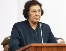 Simons kondigt audits aan en legt gronduitgifte onder vergrootglas