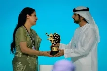 Indiase lerares die honderden leercentra heeft opgericht wint Global Teacher Prize