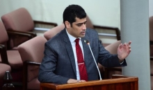 Vicepresident Ashwin Adhin zegt dat er met de onderwijsbonden, waaronder de Bvl en ALS, overeenstemming is bereikt over diverse vraagstukken die leerkrachten  Lees meer: Adhin garandeert onderwijs - DWTonline.com http://www.dwtonline.com/laatste-nieuws/2018/01/06/adhin-garandeert-onderwijs/#ixzz53PgEk3p8