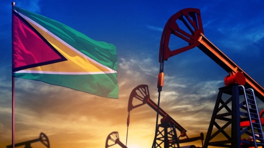 De economie van Guyana zal volgens een rapport van de Wereldbank naar verwachting in omvang verdubbelen als gevolg van de snelle ontwikkeling van de offshore olie- en gasindustrie. Foto: Shutterstock De economie van Guyana zal volgens een rapport van de Wereldbank naar verwachting in omvang verdubbelen als gevolg van de snelle ontwikkeling van de offshore olie- en gasindustrie. Foto: Shutterstock