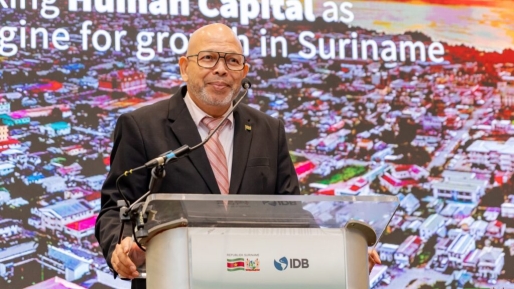 Minister Currie: onderwijsvernieuwing is marathon, geen sprint