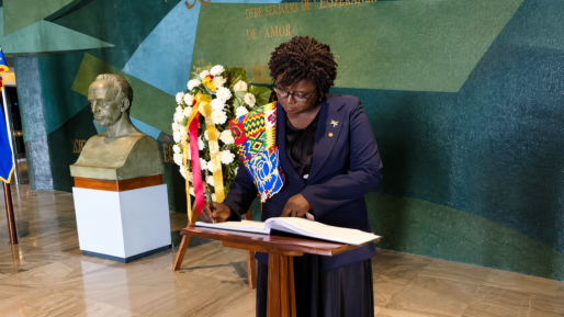 Ambassadeur Genia Lank-Corinde benadrukt hechte banden tussen Suriname en Cuba