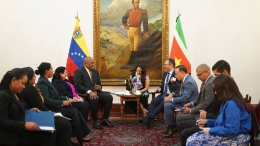 Suriname en Venezuela versterken samenwerking na 50 jaar diplomatieke banden