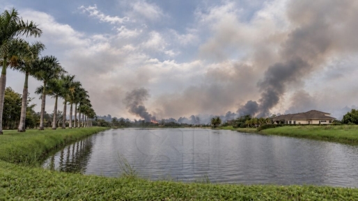 Bewoners Palm Village klagen over wekenlange rookoverlast