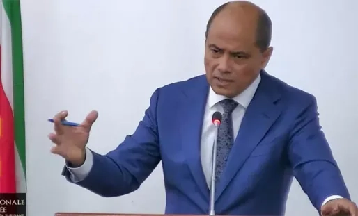 Pawiroredjo: Begin bij politie en capaciteit; meerdere pg’s lossen kernproblemen niet op