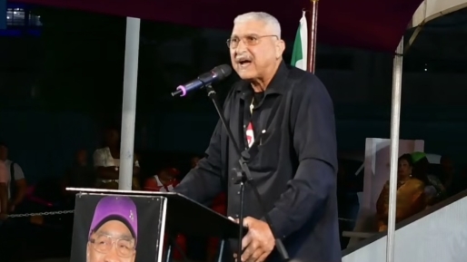 Abrahams tegen president: hard optreden tegen wie idealen 25 februari beschamen