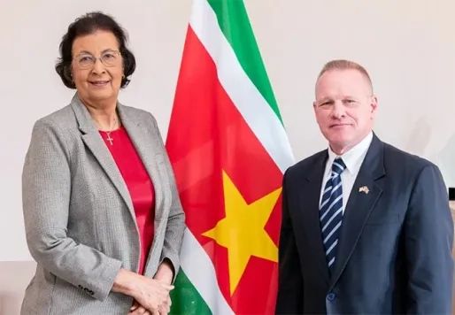 Na terugroeping Faucher: VS-zaakgelastigde bespreekt nieuwe fase in relatie 