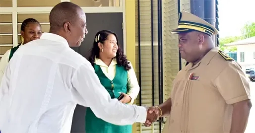 Dc Vyent belooft steun aan Marwina Ziekenhuis: nieuwe afdelingen op komst