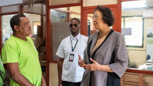 Stichting Unu Pikin hoopt op steun na bezoek president Simons
