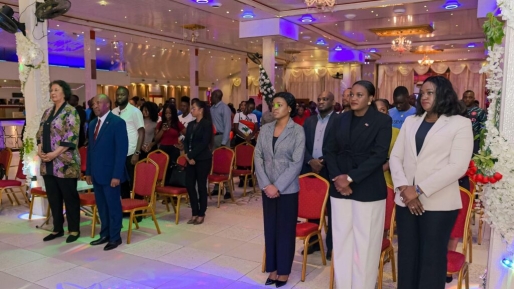President Simons prijst bijdrage Haïtiaanse gemeenschap tijdens viering Vlaggendag