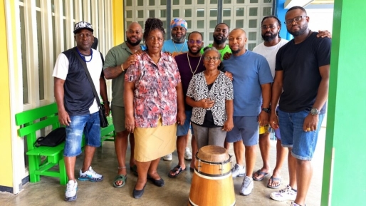 Black Harmony viert 20-jarig bestaan met donaties aan kindertehuizen