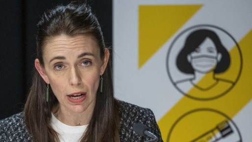 Premier Ardern van Nieuw-Zeeland kondigt de nieuwe strategie aan.Ⓒ AP