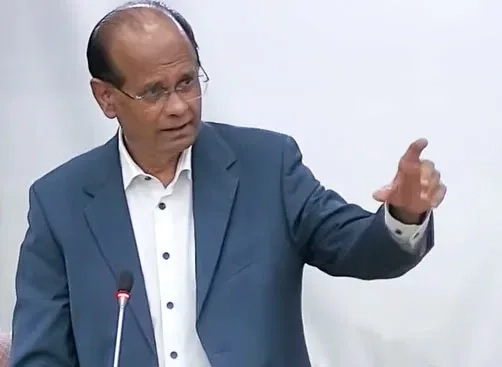 Parmessar: Verder overleg inzichten wetten rechterlijke macht