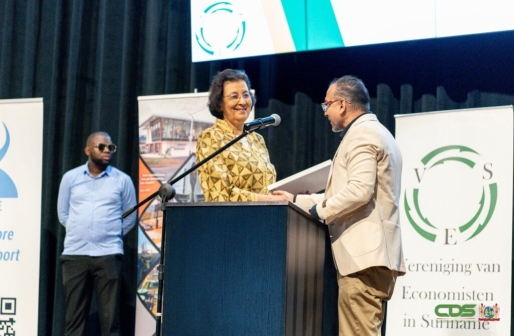 VES over beleid Simons: “Na 8 maanden nog geen productiebeleid”