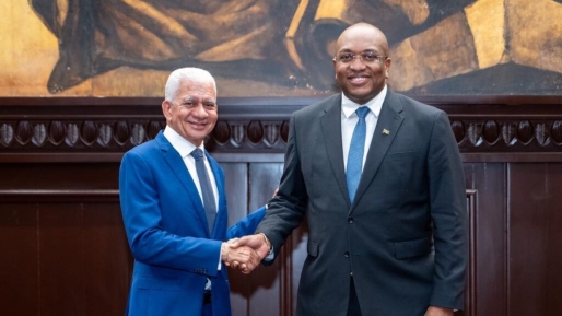 Minister Bouva versterkt banden met Dominicaanse Republiek tijdens werkbezoek