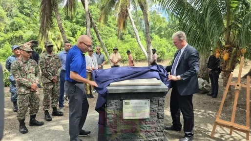 Nieuw monument te Bakkie voor Amerikaanse slachtoffers 83 jaar geleden