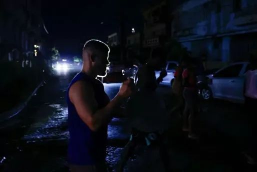 Protesten in Havana escaleren door stroomuitval en brandstoftekort
