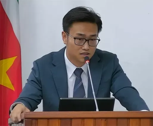 Zheng (PL) wil belastingvrije som fors verhogen en pleit voor vrijhandelszones