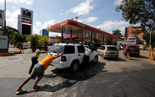Venezuela nog altijd zonder stroom, kinderen niet naar school Venezuela nog altijd zonder stroom, kinderen niet naar school