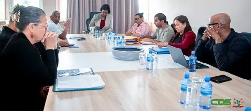 Visserijsector onder druk: Simons en SSA zoeken oplossingen voor EU-risico en illegale visserij