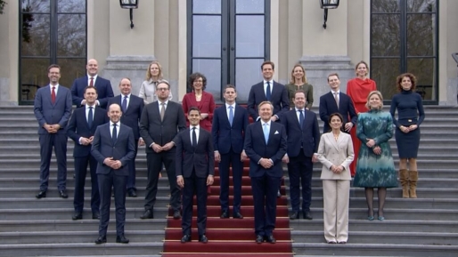 Nederland krijgt nieuwe regering: kabinet-Jetten met 28 bewindslieden
