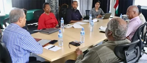 Newmont vloeit personeel gefaseerd af; presenteert plannen aan VWA