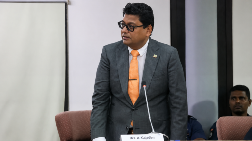 Gajadien: Suriname moet uitstel van hervormingen voorkomen