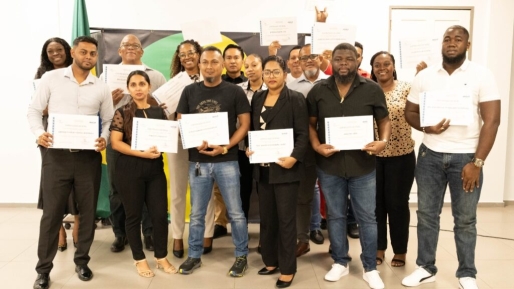 Diplomateninstituut en Braziliaanse partners leiden functionarissen op