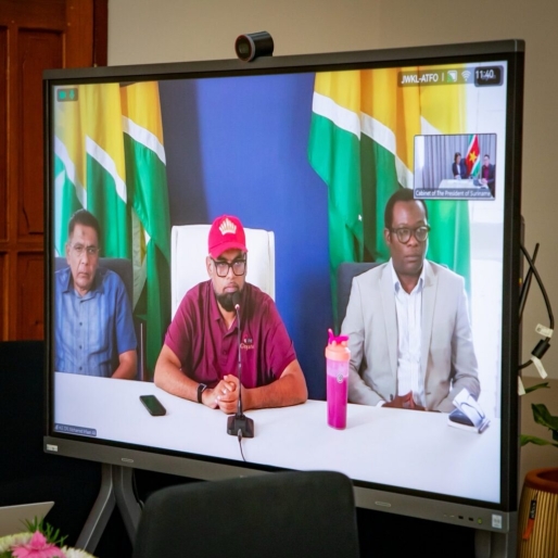 Suriname en Guyana bespreken klimaat, wateroverlast en versterking samenwerking