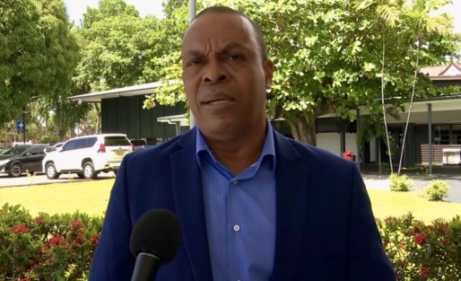 Reyme na 1 jaar regering Simons: “Wat je beloofd hebt aan die bevolking, ga je moeten doen”