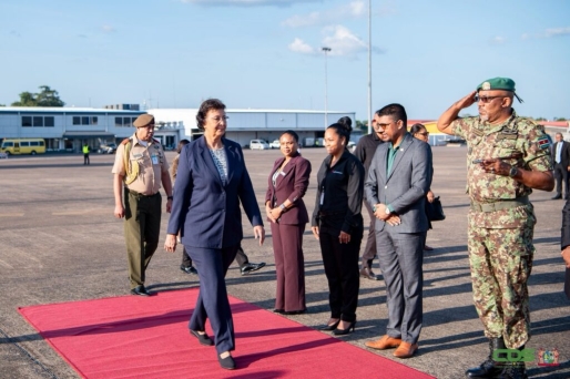 Simons vertrokken naar New York voor 81ste VN-vergadering