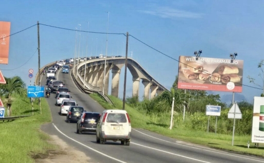 Enorme files op Wijdenboschbrug blijven voor ergernis zorgen