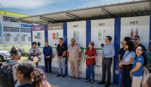 Eerste inzamelcentrum voor plastic- en aluminiumafval in gebruik genomen bij IMEAO 1