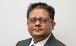 De Guyanese minister van Financiën, Ashni Singh De Guyanese minister van Financiën, Ashni Singh