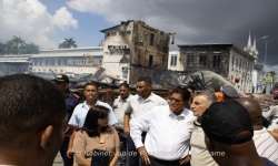 President Santokhi: ‘Gezamenlijk zal er worden herbouwd en hersteld’ President Santokhi: ‘Gezamenlijk zal er worden herbouwd en hersteld’President Santokhi: ‘Gezamenlijk zal er worden herbouwd en hersteld’
