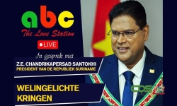 Embedded thumbnail for GESPREK MET Z.E. CHANDRIKAPERSAD SANTOKHI PRESIDENT VAN DE REPUBLIEK SURINAME 17-07-2022